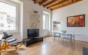 Modern Apartment In Campo De Fiori